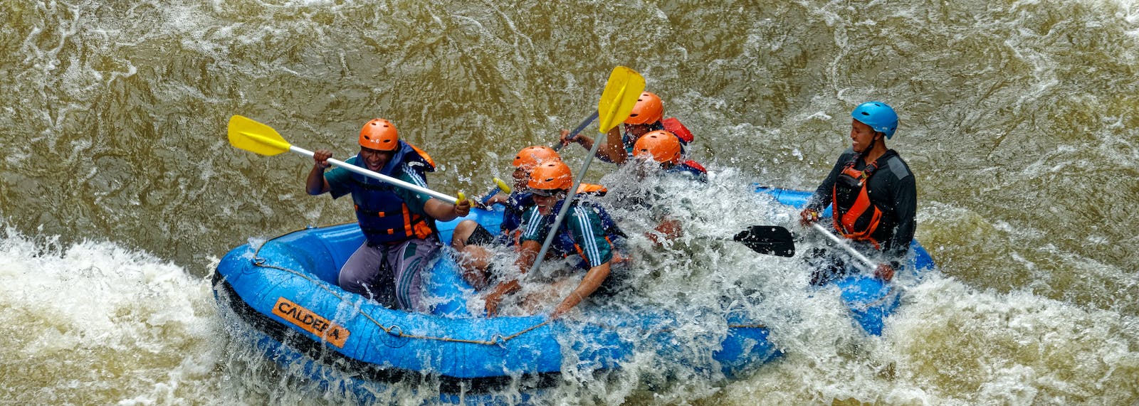 Ini 5 Tempat Terseru Untuk Arung Jeram diIndonesia